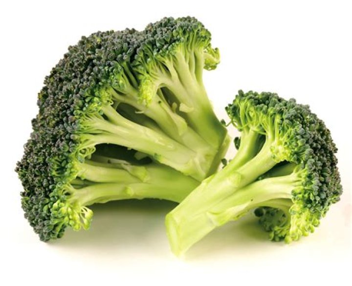 how many carbs in broccoli