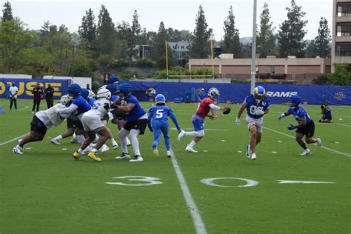 how much do nfl practice squad players make