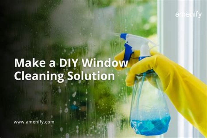 what cleans outside windows best